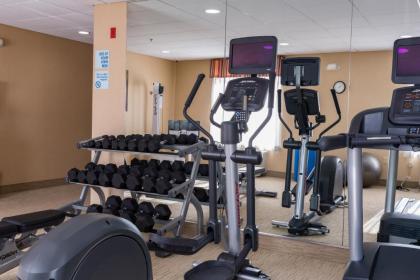 Holiday Inn Express Hartford-Newington an IHG Hotel - image 5