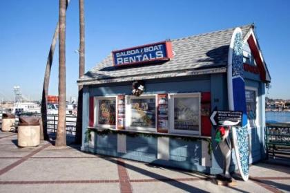 Balboa Island Charmer Townhouse - image 4