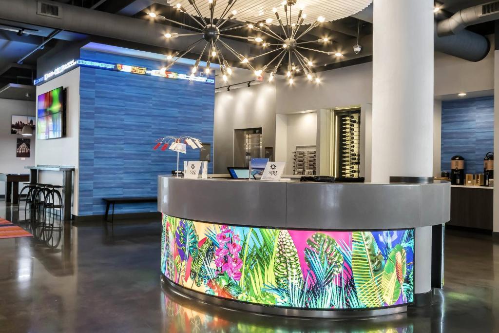 Aloft Newport on the Levee - main image