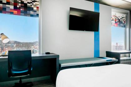 Aloft Newport on the Levee - image 9