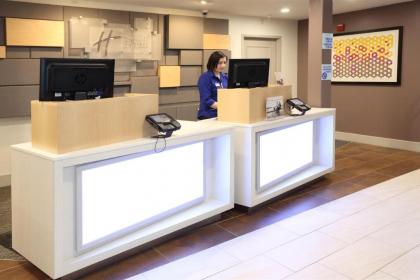 Holiday Inn Express & Suites Newport News an IHG Hotel - image 12