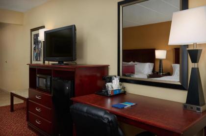 Hampton Inn Newport News-Yorktown - image 5