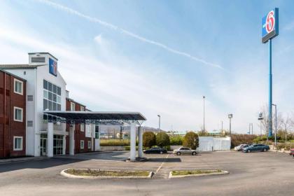 Motel 6-Newport TN - image 15