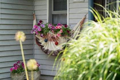 Gardenview Bed and Breakfast  - image 11