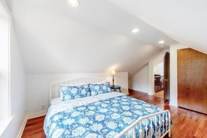 Blue Heron Bluff - image 18