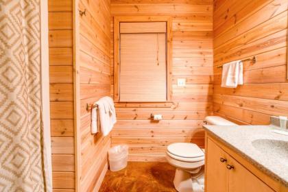 Barker’s Brook Cabin - image 13