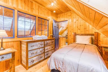 Barker’s Brook Cabin - image 4