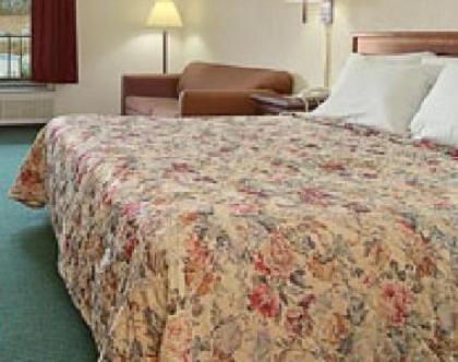 Days Inn by Wyndham Newton - image 13