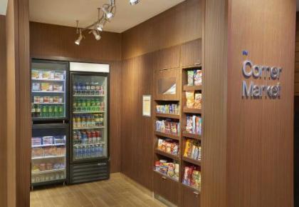 Fairfield Inn & Suites by Marriott Niagara Falls - image 3