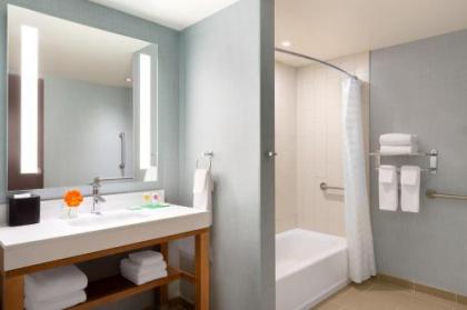 Hyatt Place Niagara Falls - image 3