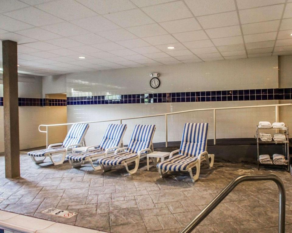 Sleep Inn & Suites Niantic - image 3