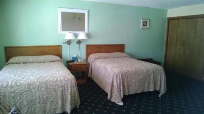 The Niantic Inn - image 13