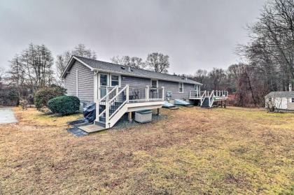 Coastal Getaway with Porch Near Niantic Beach! - image 11