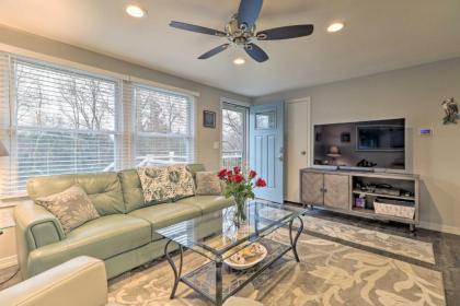 Coastal Getaway with Porch Near Niantic Beach! - image 7