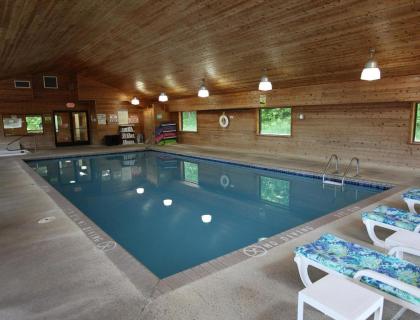 Beautiful Vacation Apartments on Serene Gull Lake - image 10