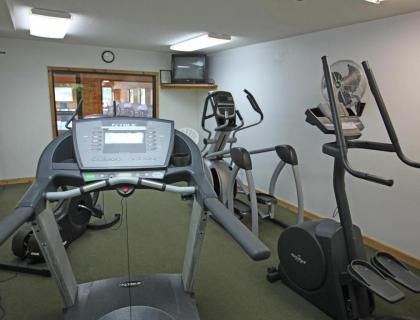 Beautiful Vacation Apartments on Serene Gull Lake - image 2