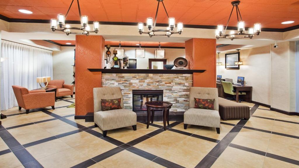 Holiday Inn Express Peachtree Corners-Norcross an IHG Hotel - image 7