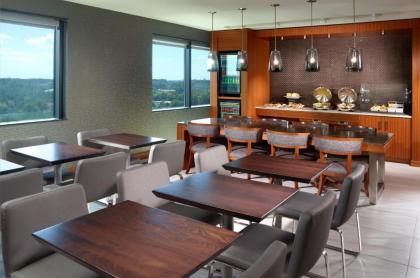 Hilton Atlanta Northeast - image 13