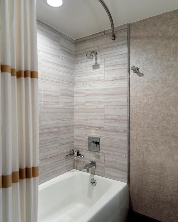 Atlanta Marriott Peachtree Corners - image 3