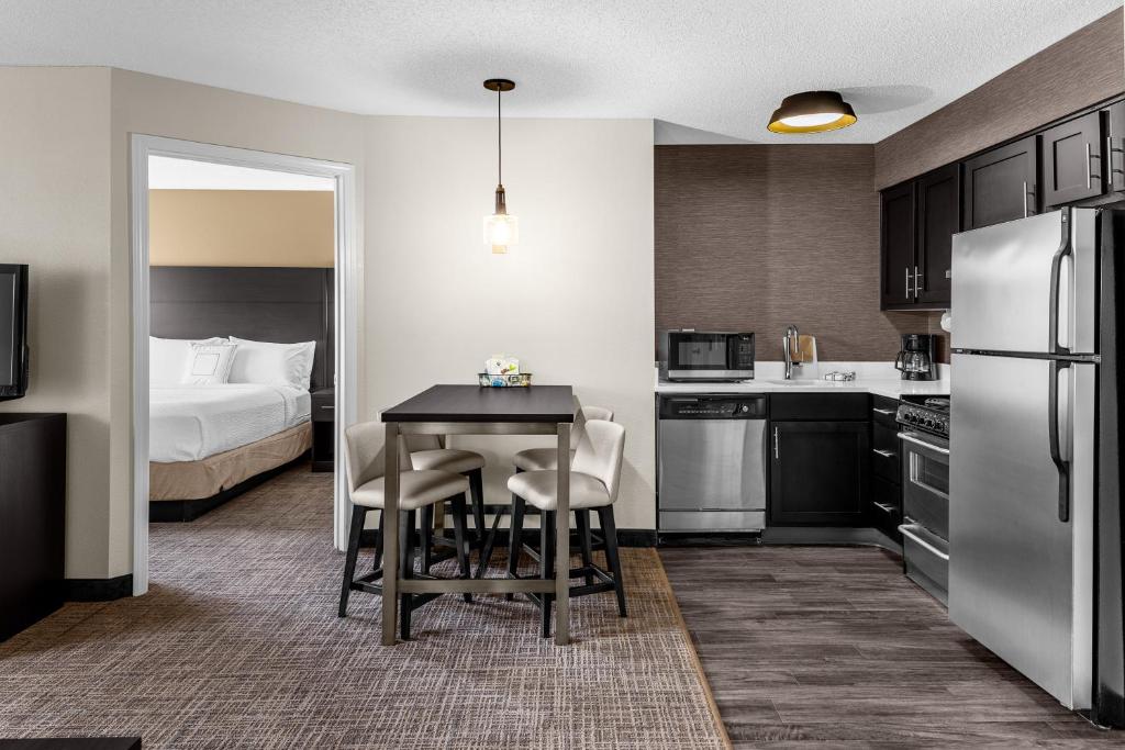 Residence Inn Atlanta Norcross/Peachtree Corners - image 4