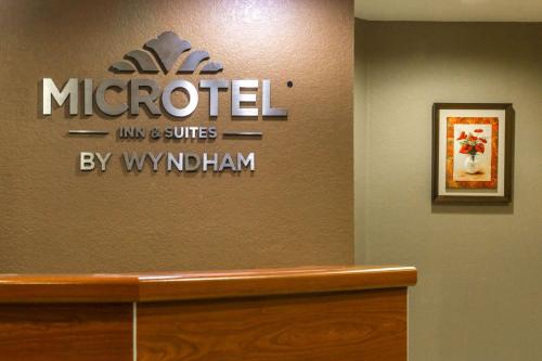 Microtel Inn & Suites by Wyndham Norcross - image 5