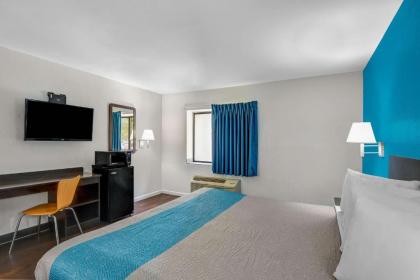 Motel 6-Norcross GA - image 12
