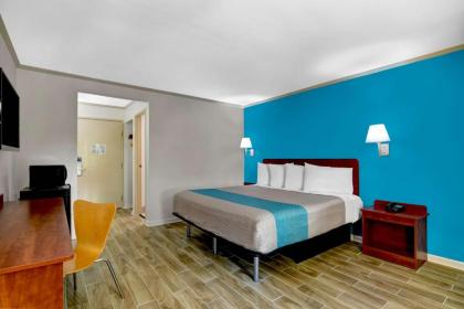 Motel 6-Norcross GA - image 7