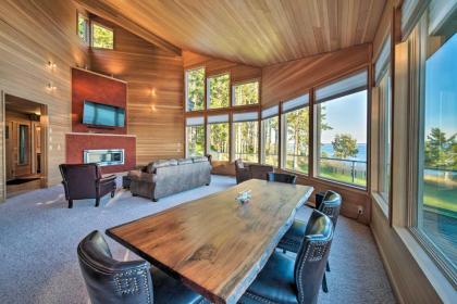 Marrowstone Island Home on Puget Sound with Mtn Views - image 15