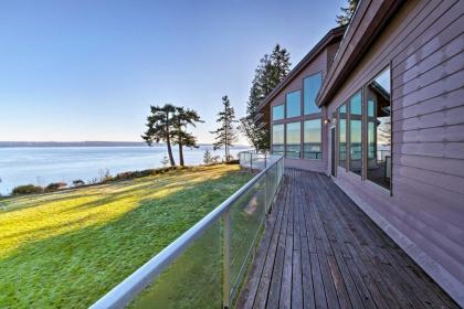 Marrowstone Island Home on Puget Sound with Mtn Views - image 8