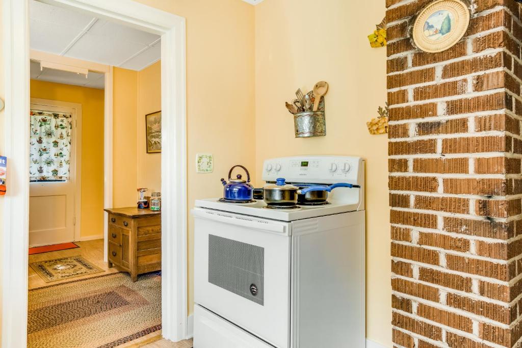 Time for Teal Beach Cottage - image 6