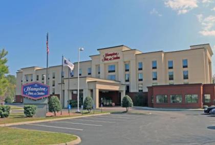 Hampton Inn  Suites Norfolk Airport