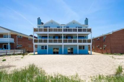 Dune House Coastal Getaway Beach Front Carriage House Sleeps 10 Norfolk