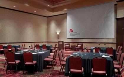 Marriott Bloomington Normal Hotel and Conference Center - image 4