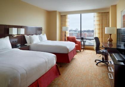 Marriott Bloomington Normal Hotel and Conference Center - image 8
