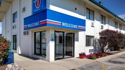 Motel 6-Normal IL - Bloomington Area - image 4