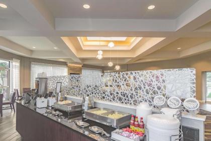 La Quinta by Wyndham Oklahoma City Norman - image 2