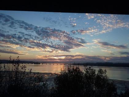 Bay Bridge motel