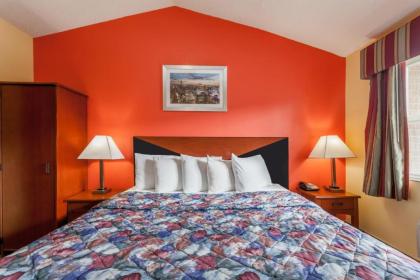 Travelodge by Wyndham Jersey City - image 11