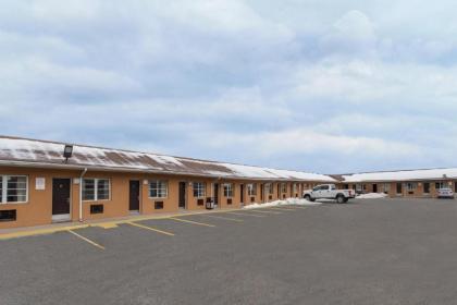 Travelodge by Wyndham Jersey City - image 2