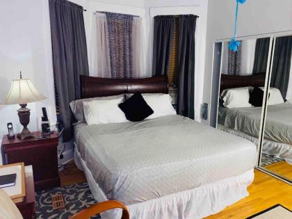 Room in Guest room - 7privateroom Jacuzzimassage Sitparking15mins2ny - image 2
