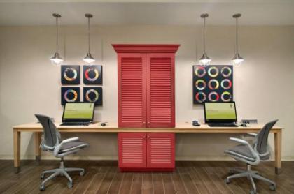 Home2 Suites by Hilton Charleston Airport Convention Center SC - image 1