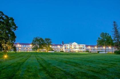 Red Jacket mountain View Hotel