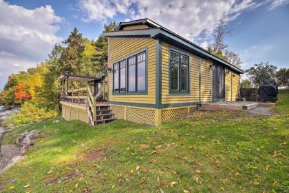 Lake Champlain Cottage with Kayak and Private Dock - image 7