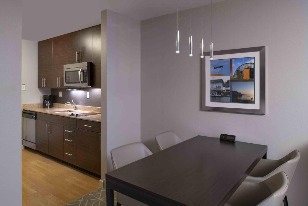 TownePlace Suites by Marriott Providence North Kingstown - image 4