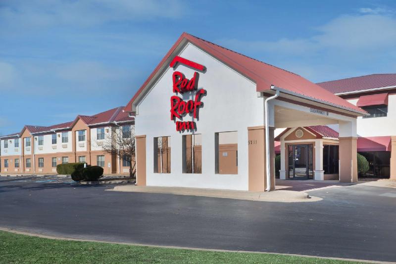 Red Roof Inn North Little Rock - image 6