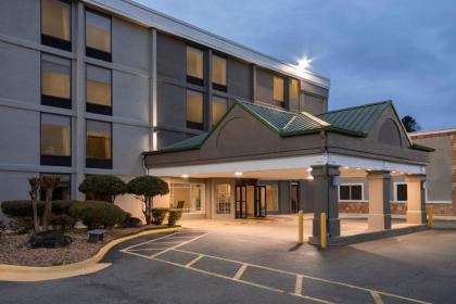 Country Inn & Suites By Radisson North Little Rock - image 13