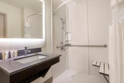 Country Inn & Suites By Radisson North Little Rock - image 18