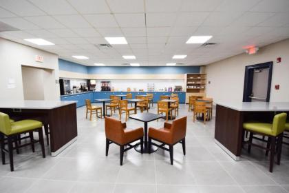 Country Inn & Suites By Radisson North Little Rock - image 6