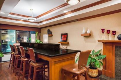 Wingate by Wyndham North Little Rock - image 15