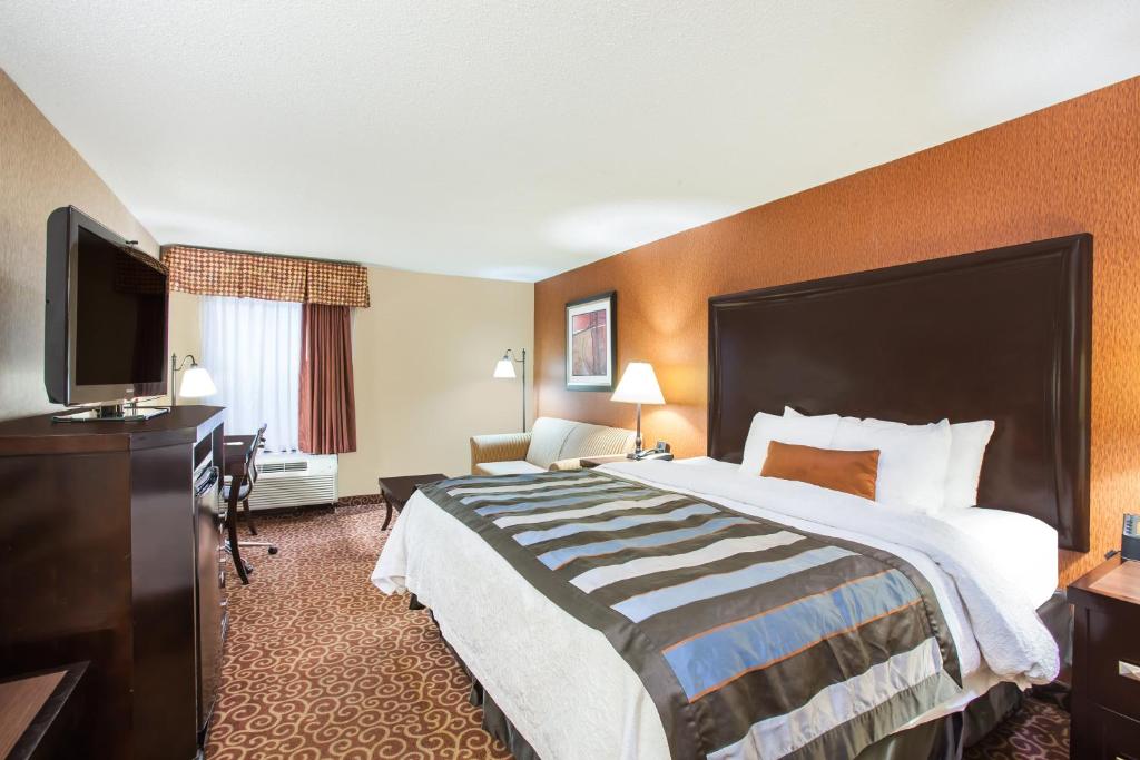 Wingate by Wyndham North Little Rock - image 3